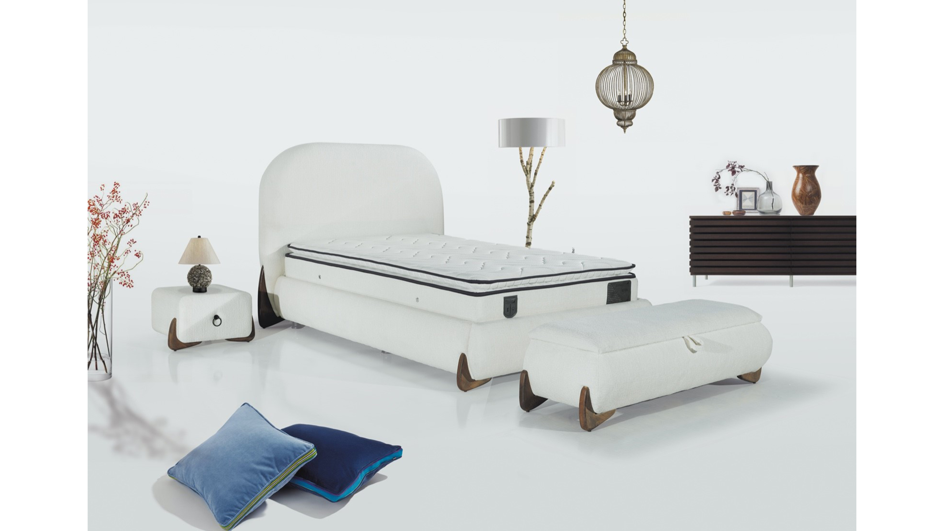 Astor Başlıklı Bazalı Set